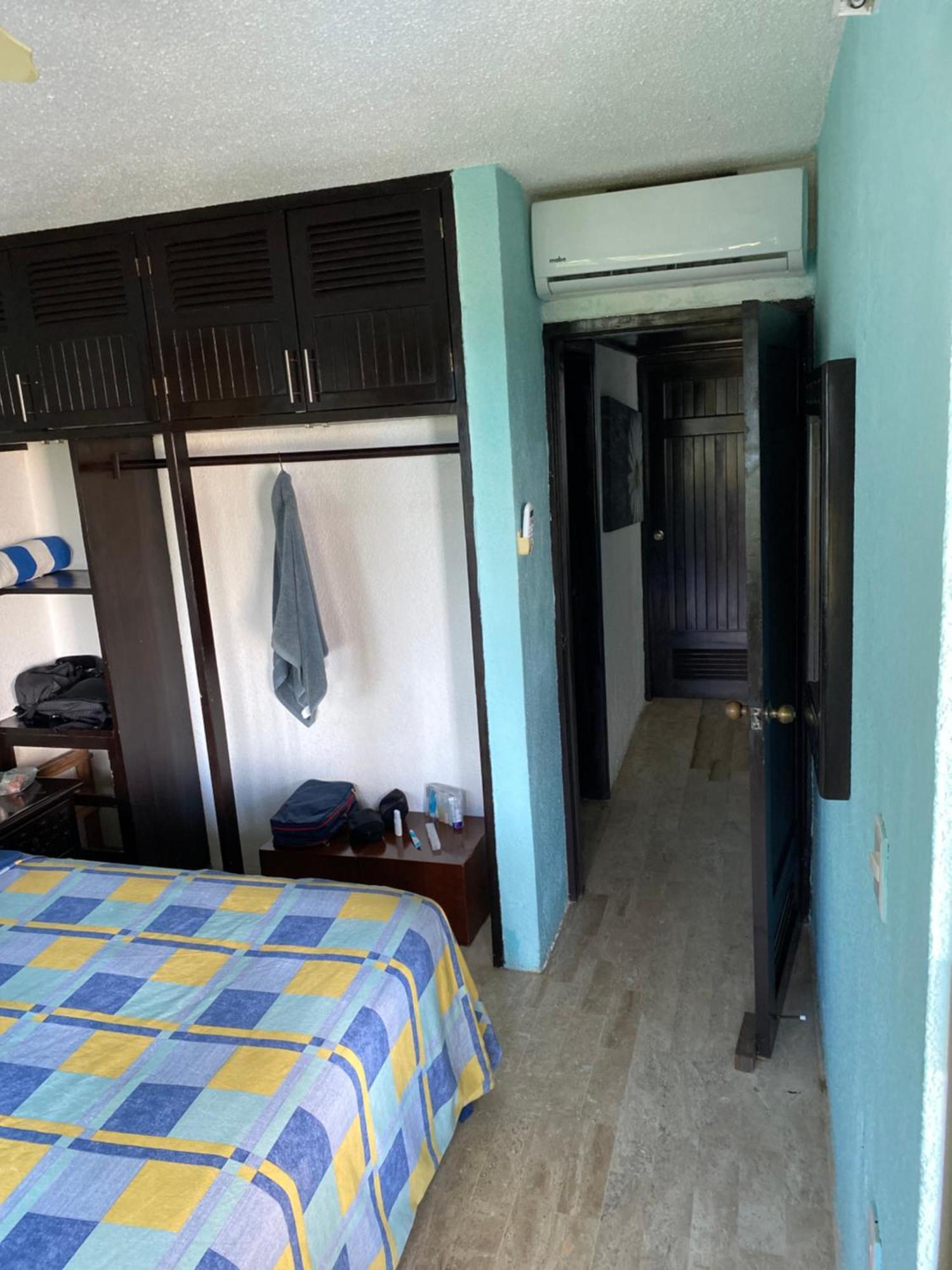 Front Beach Private Room With Shared Bathroom Cancun Exterior photo